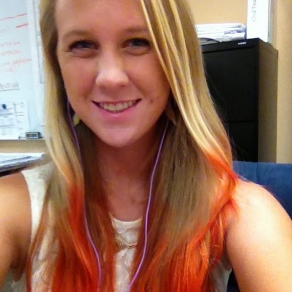 Meet your Posher, Nora - Picture 1 of 1